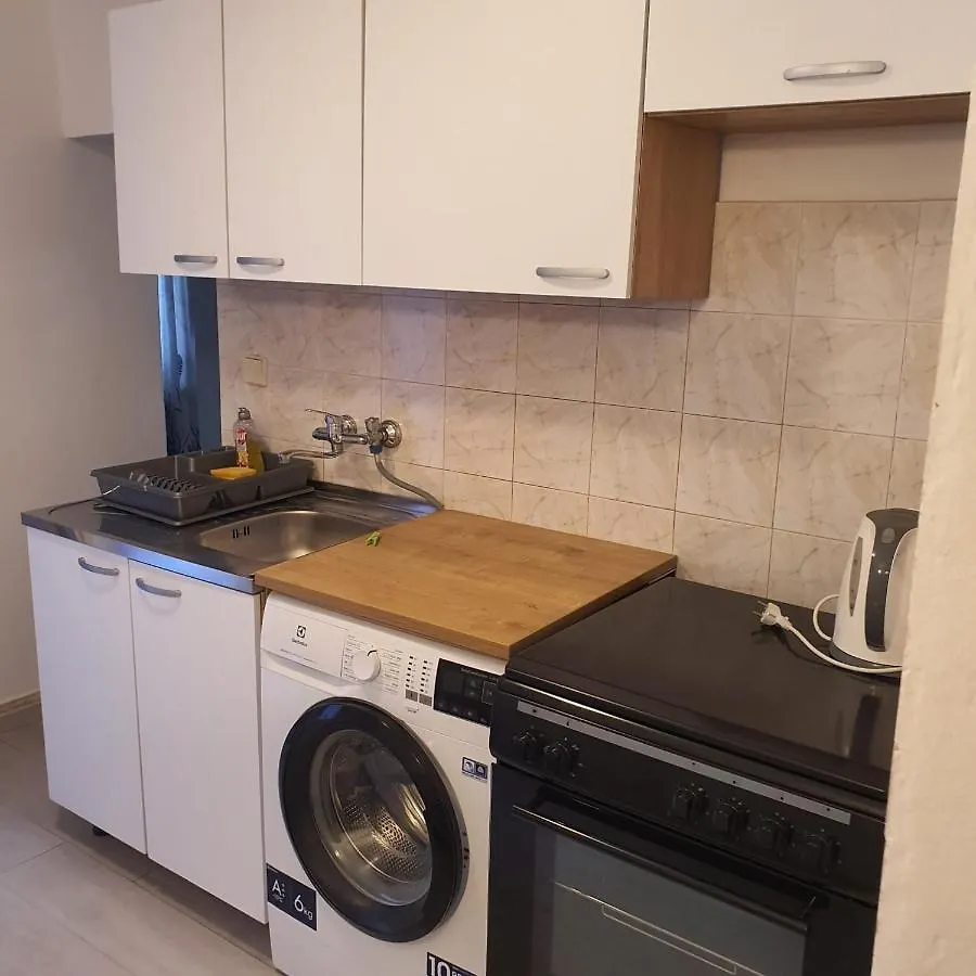 Varos Apartment And Separate Room Zadar
